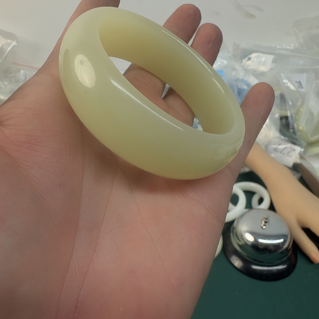 和田玉手镯未镶嵌81号手镯