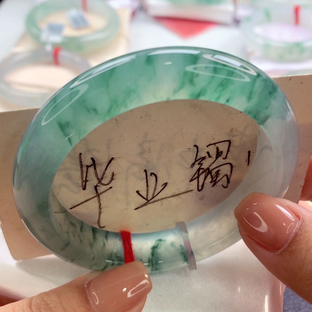 翡翠手镯未镶嵌师妹行家货段家玉