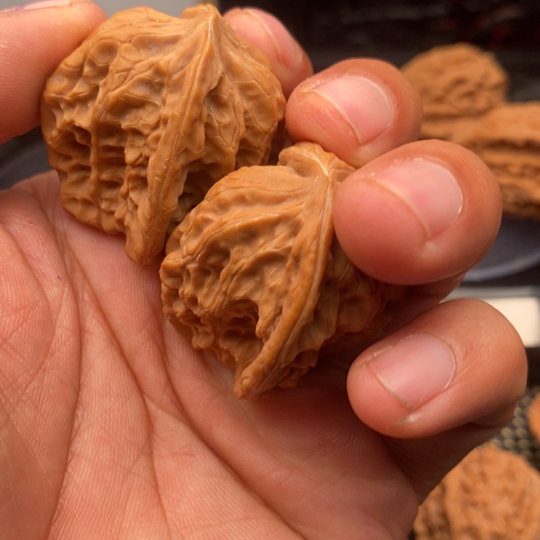 特***郝吊坠文玩核桃白蛇谷