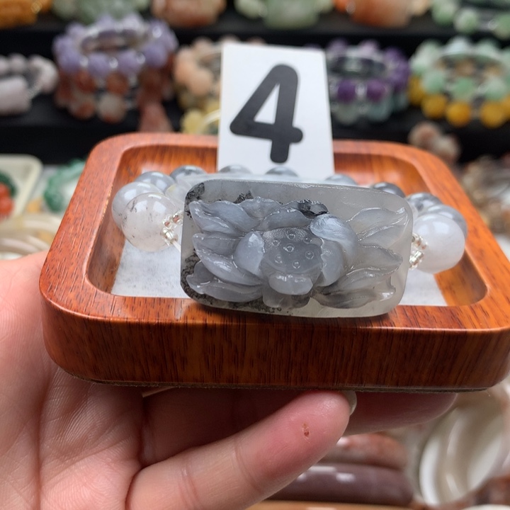 石英质玉手链未镶嵌