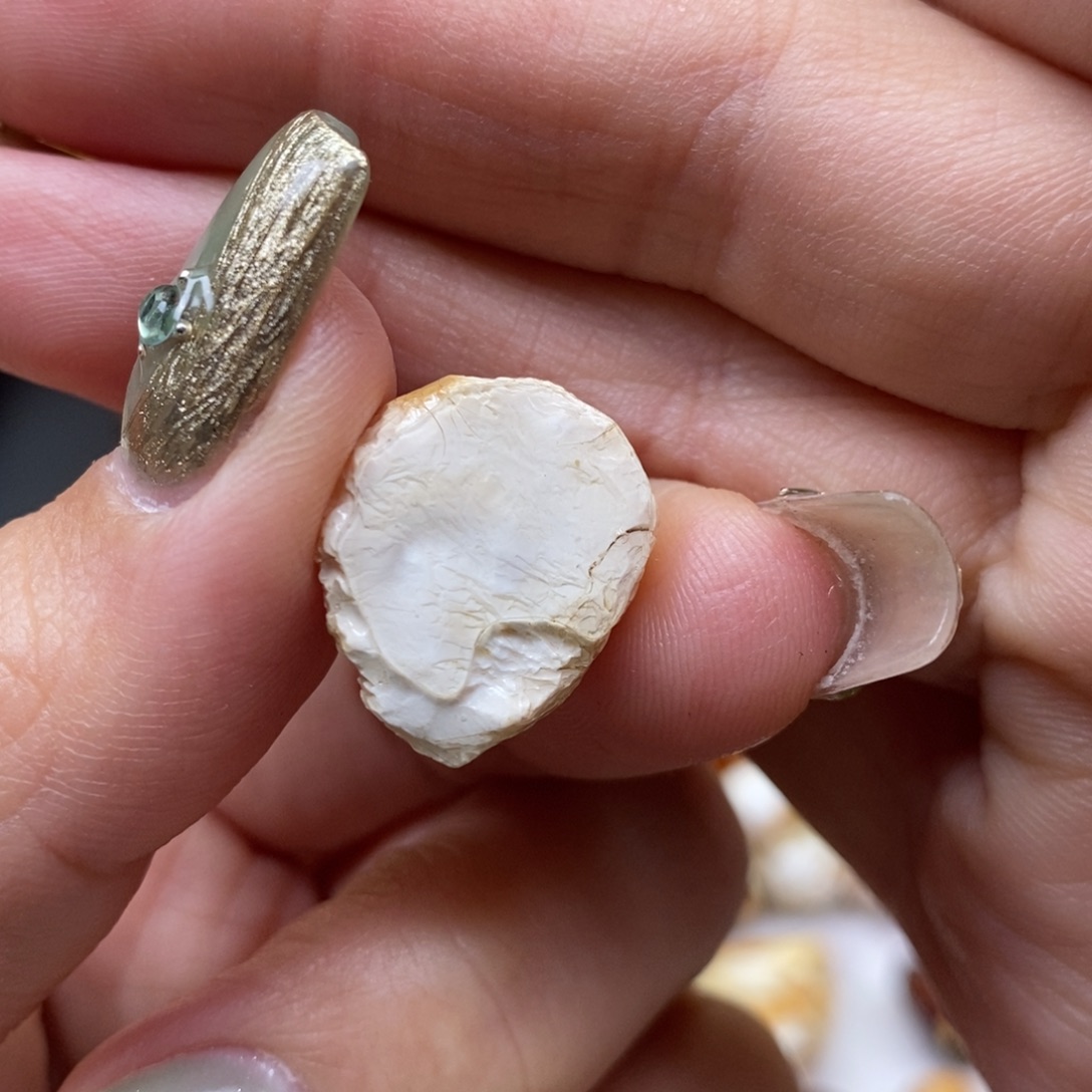 定制琥珀未镶嵌蜜蜡