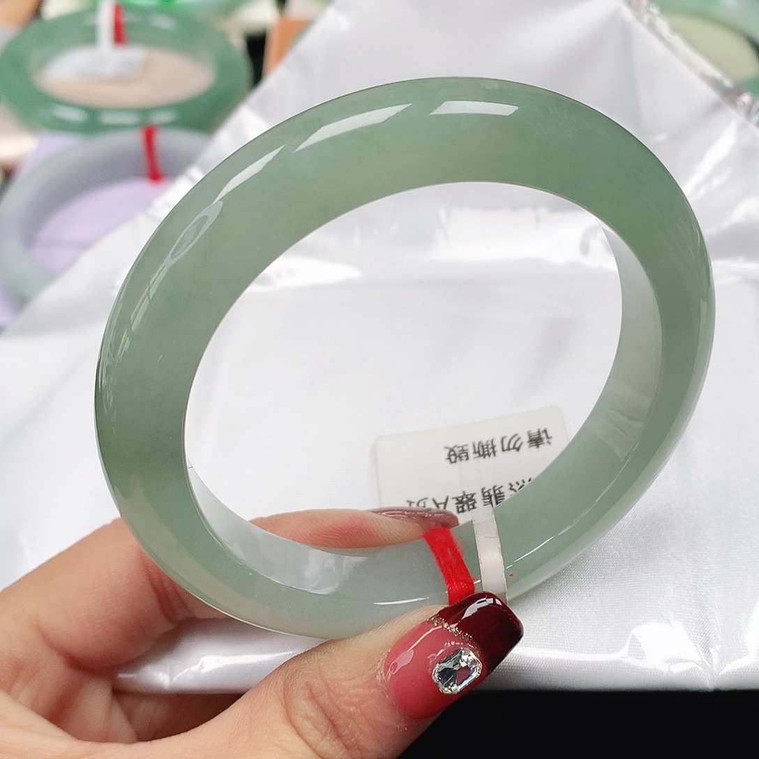 翡翠手镯未镶嵌天然翡翠手镯58