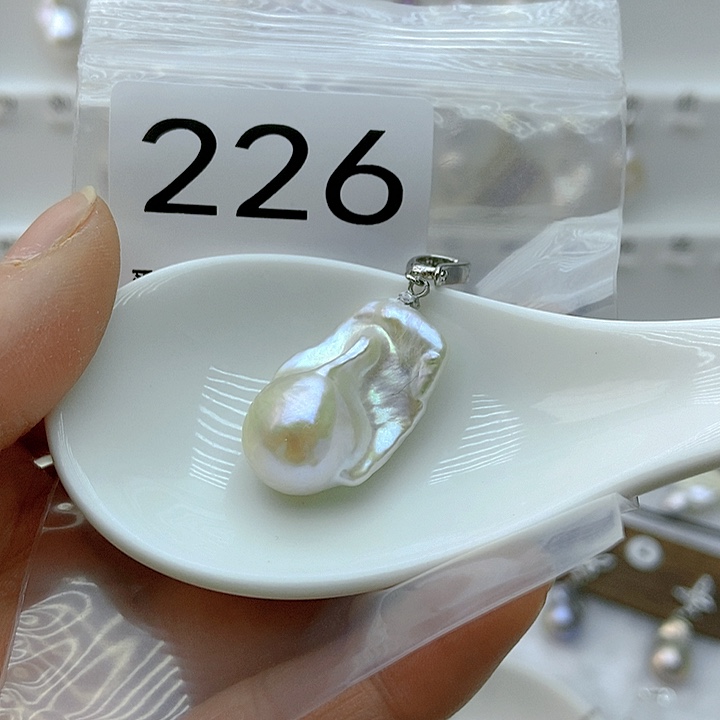 淡水珍珠颈饰银S925镶嵌