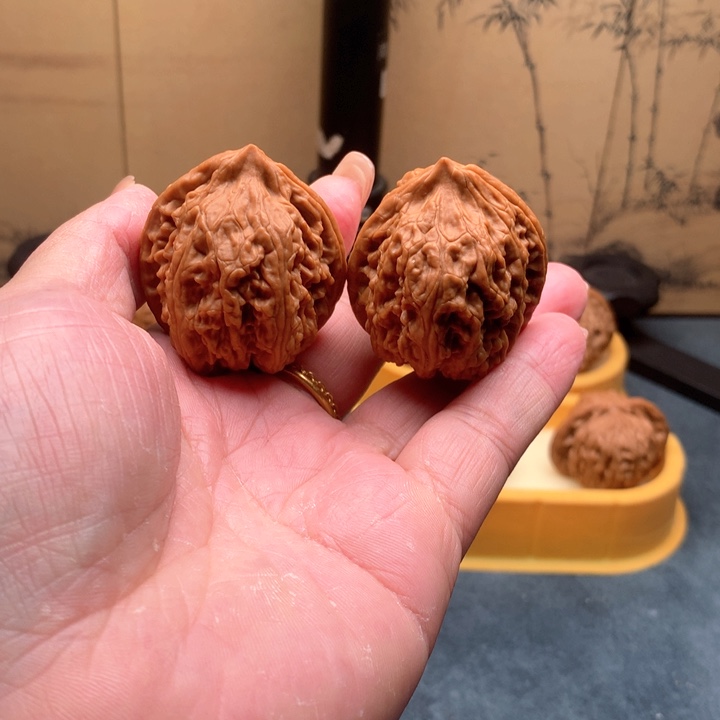 文玩核桃吊坠凤凰鼎