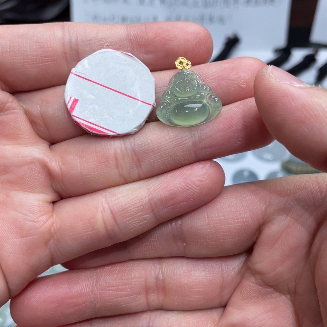 翡翠颈饰18K金镶嵌多样性