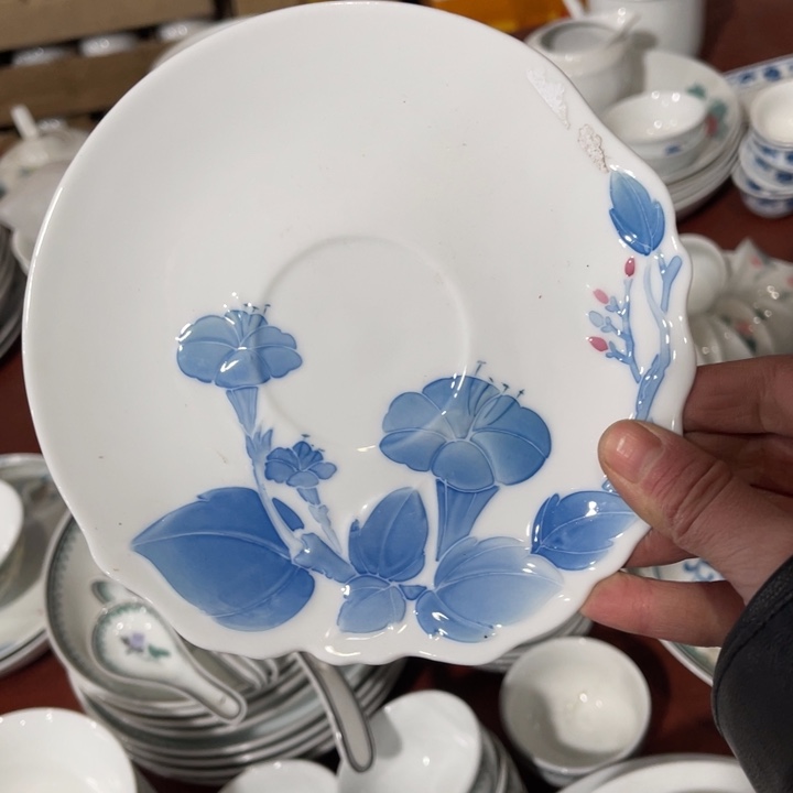 醴陵高温瓷釉下手绘15厘米