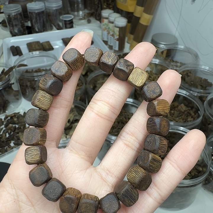 *****单圈卡0.8方糖珠8克