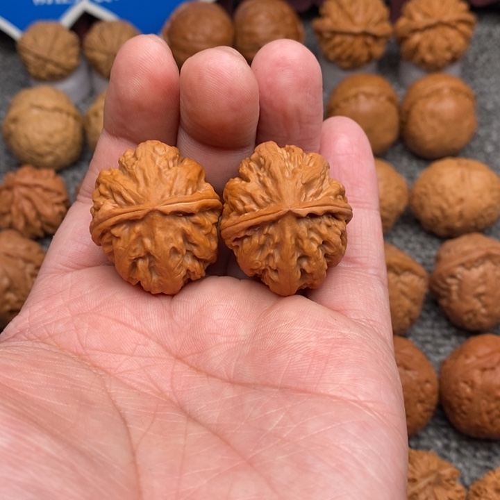 文玩核桃把件…………