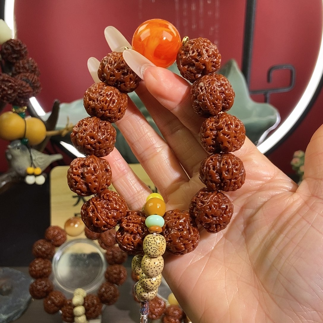 金刚菩提吊坠521。              