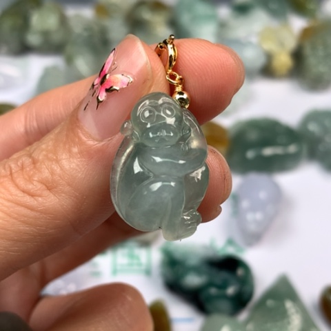 翡翠颈饰未镶嵌翡翠