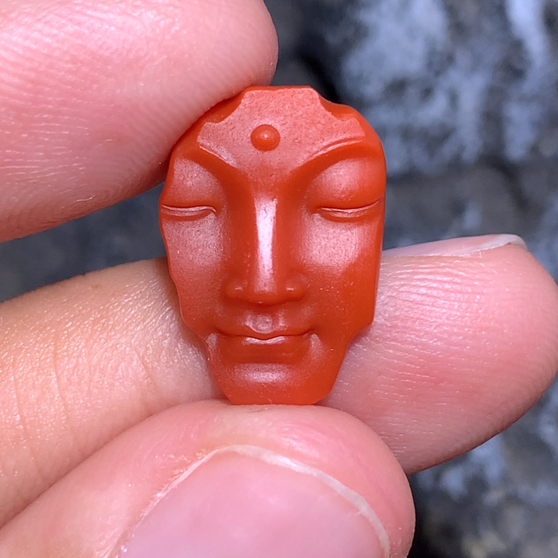 南红玛瑙未镶嵌满肉色柿子锦残佛