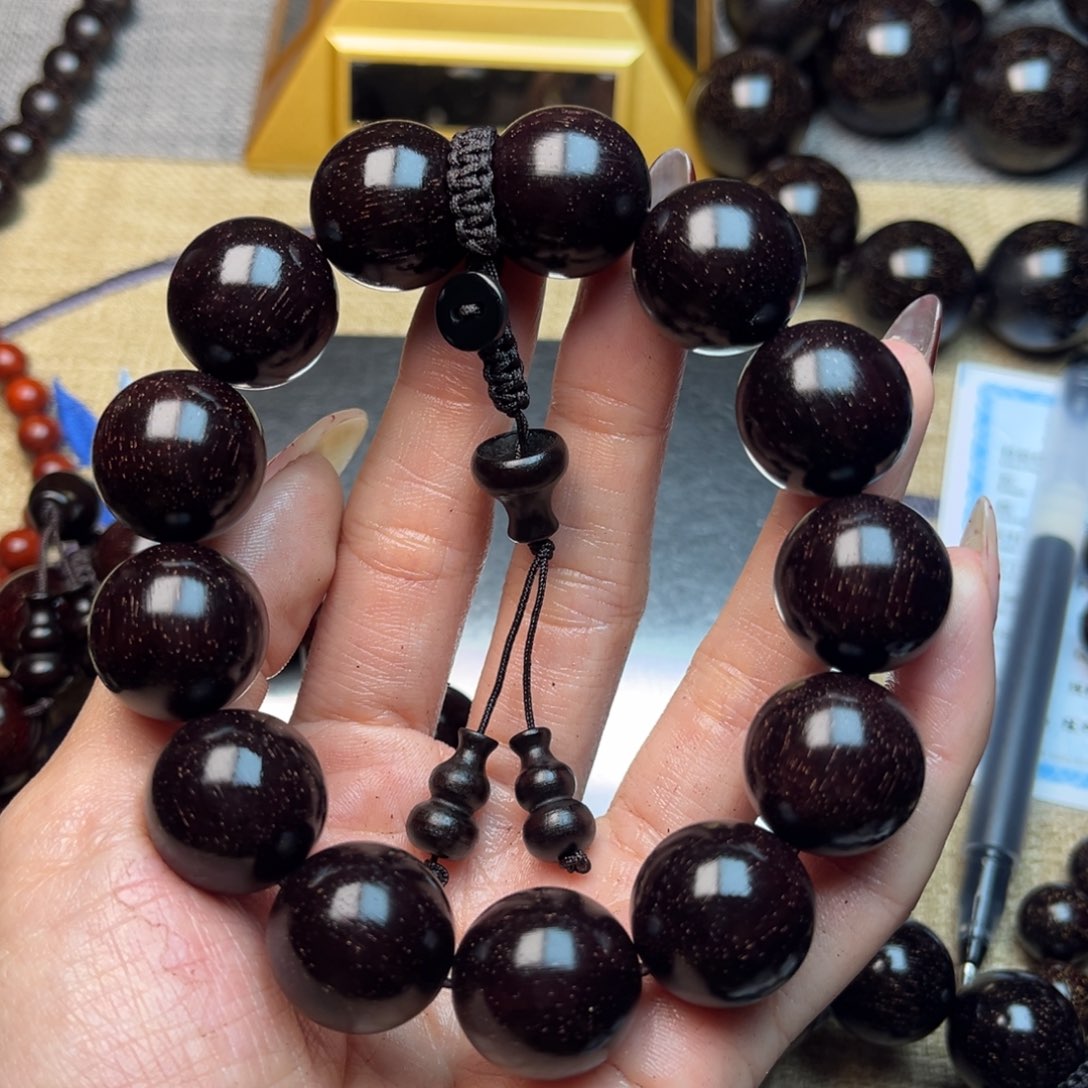 檀香紫檀（小叶紫檀）?****?1.8