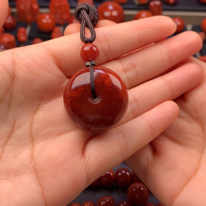 南红玛瑙未镶嵌牛血火焰纹平安扣29.5×18