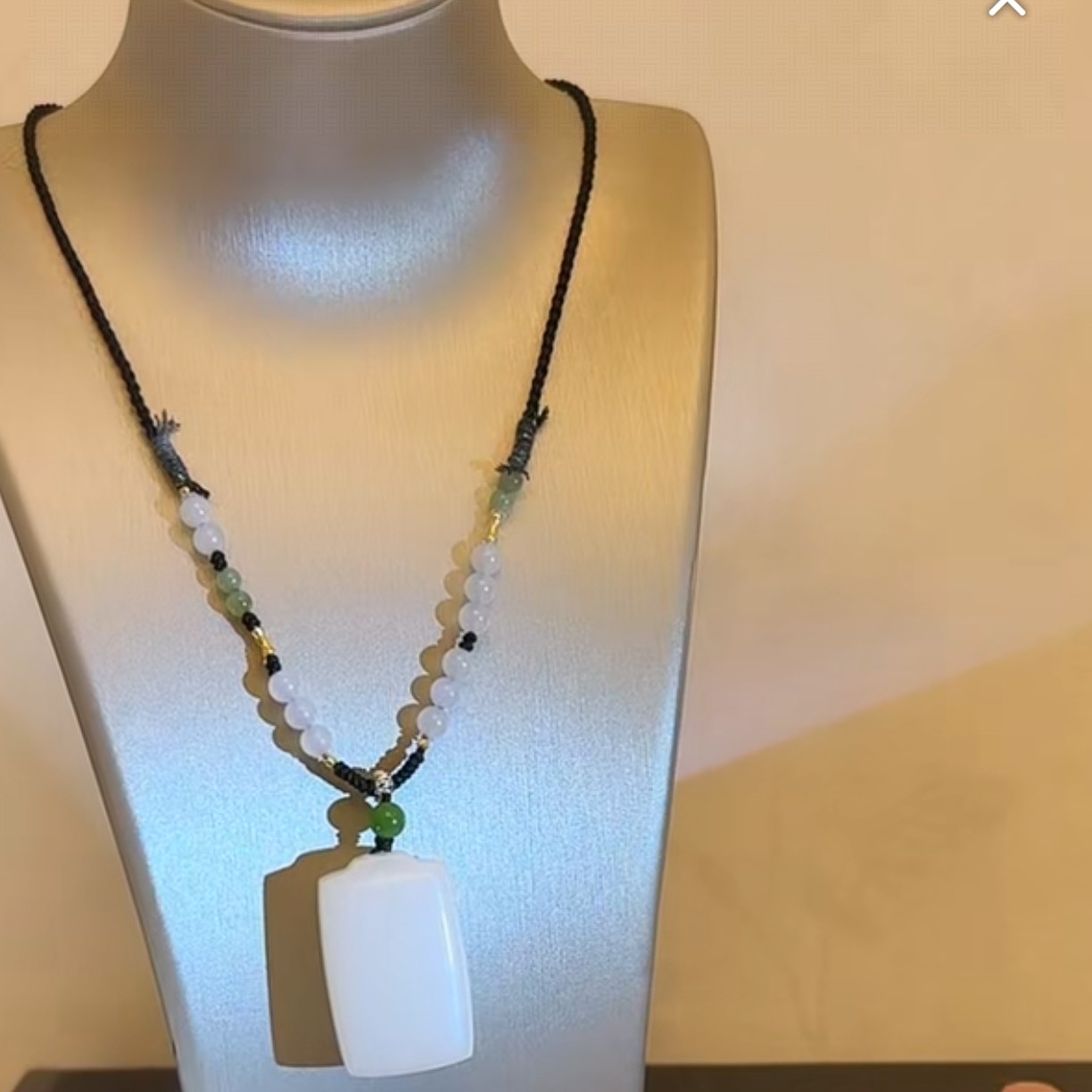 壹屿珠宝     120745   和田玉传世级颈饰