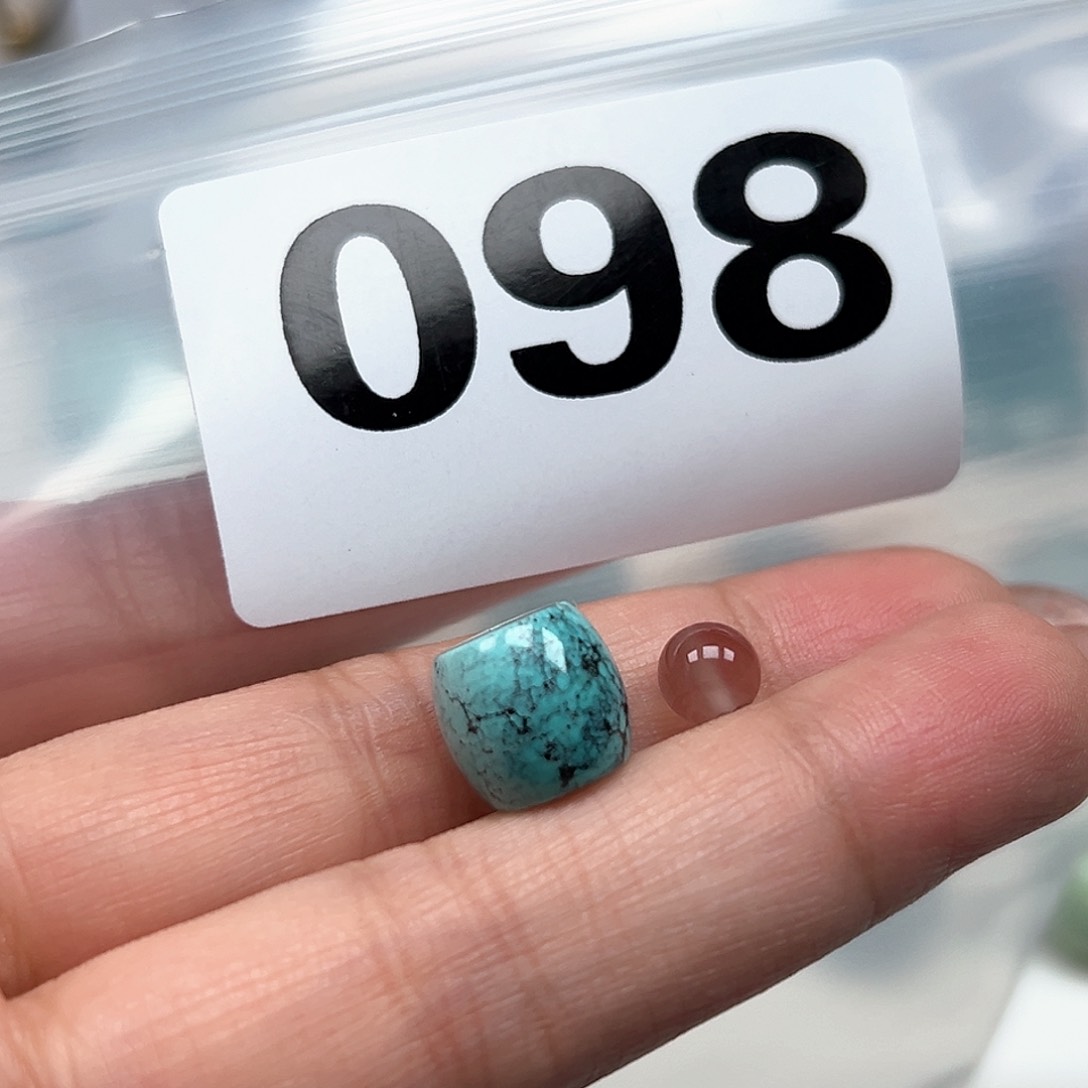 南红玛瑙颈饰未镶嵌