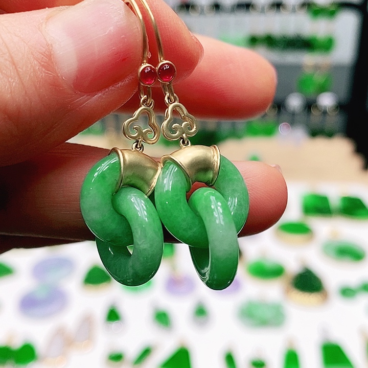 翡翠耳饰18K金镶嵌耳饰