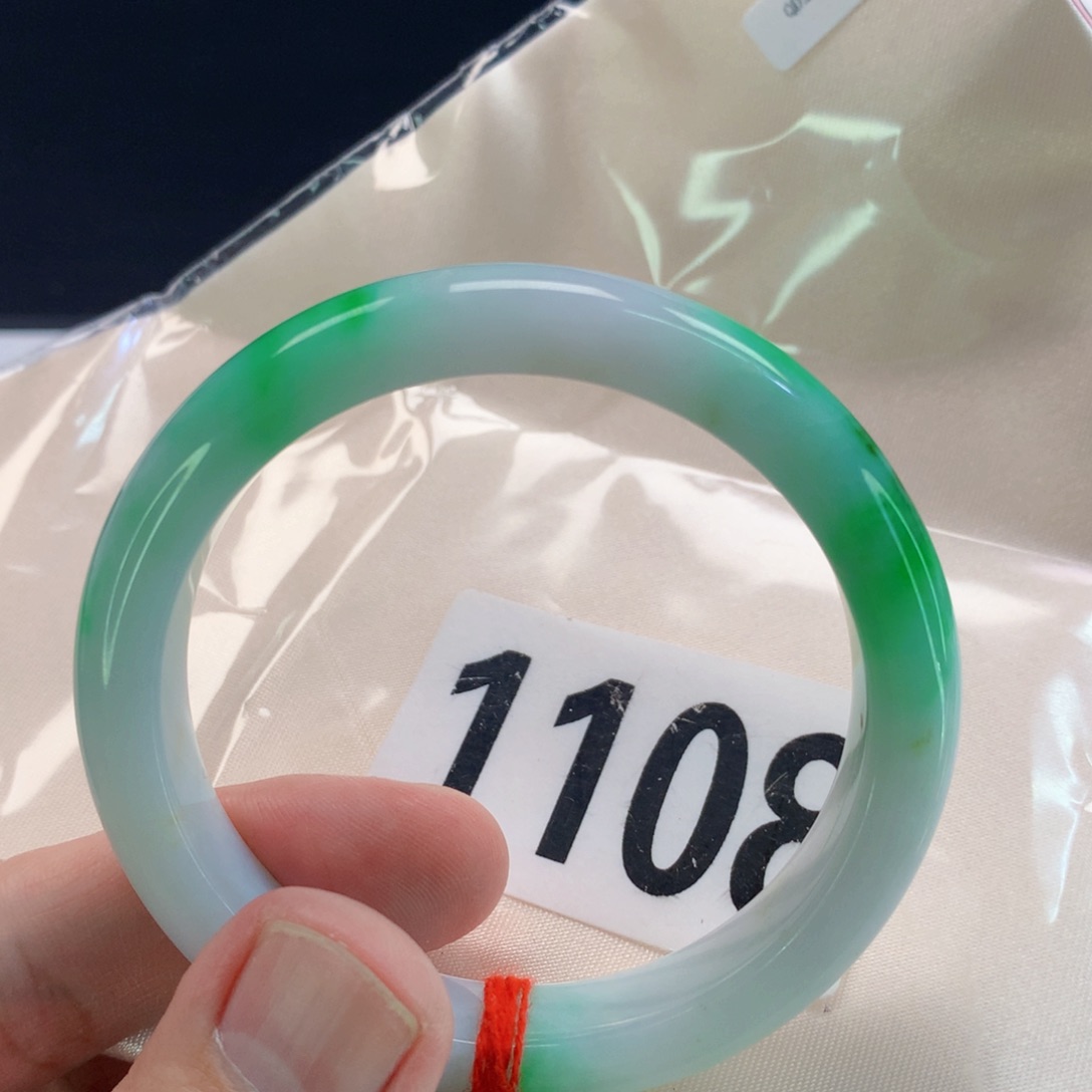 翡翠手镯未镶嵌翡翠手镯1108