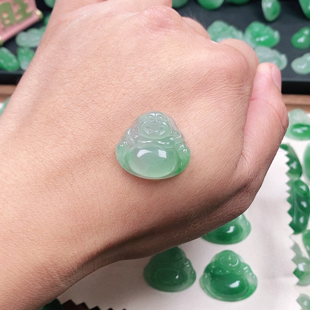 石英质玉合金颈饰