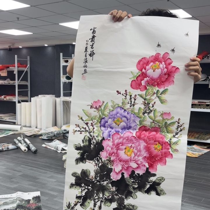 字画等多种形式的艺术作品和