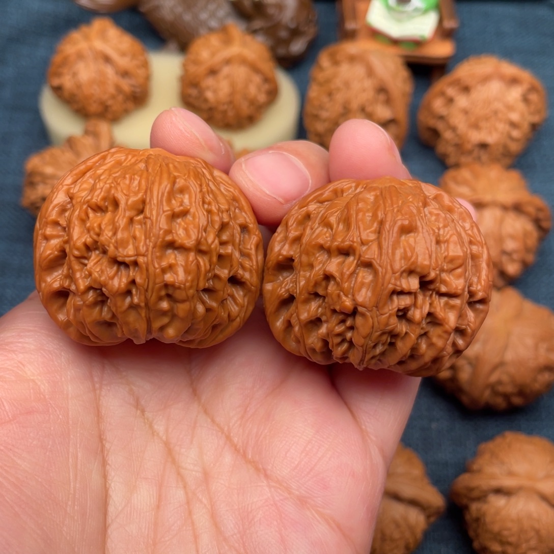 把件文玩核桃40毕业山地正磨全品