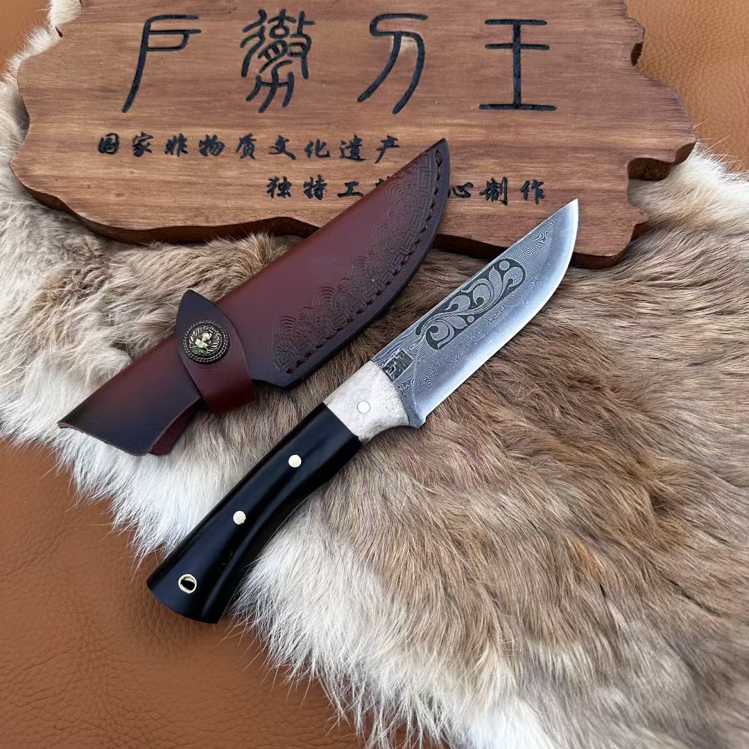 手工锻打花纹钢户外手把肉随身便携小刀