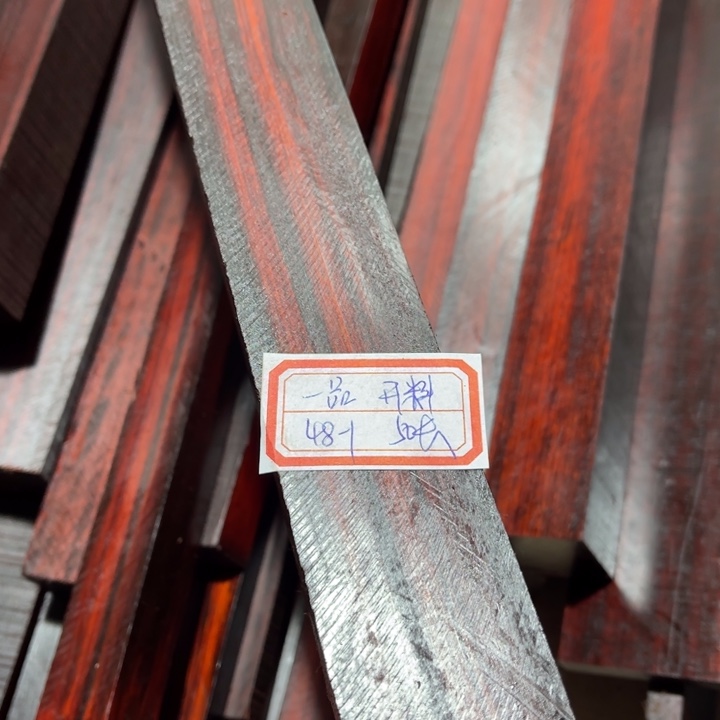 紫檀木类端景台一**心