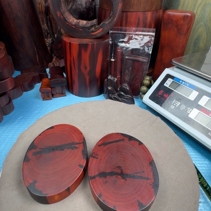 蔚***風大果紫檀（缅甸花梨）