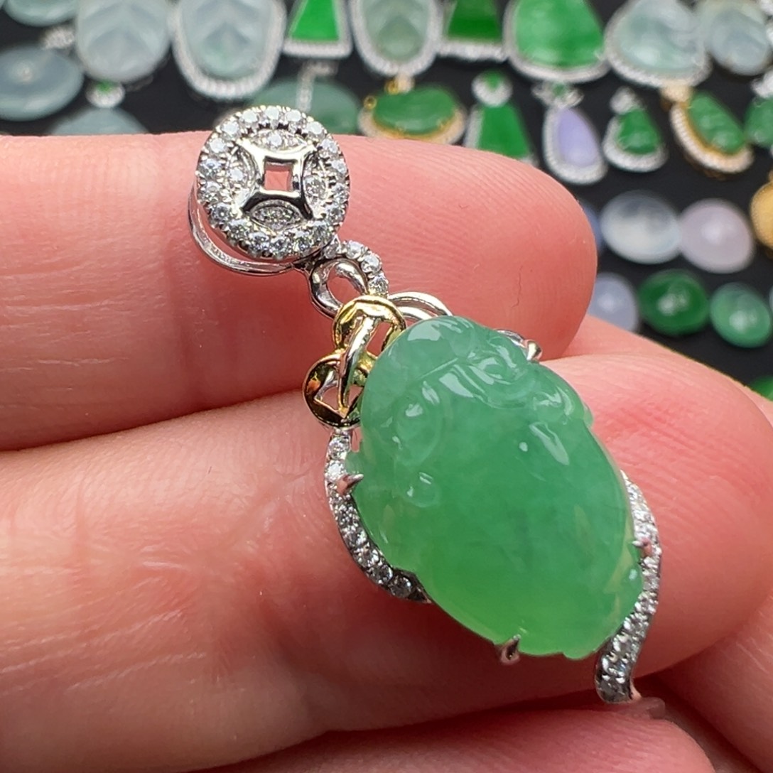 翡翠颈饰18K金镶嵌裸石14.7