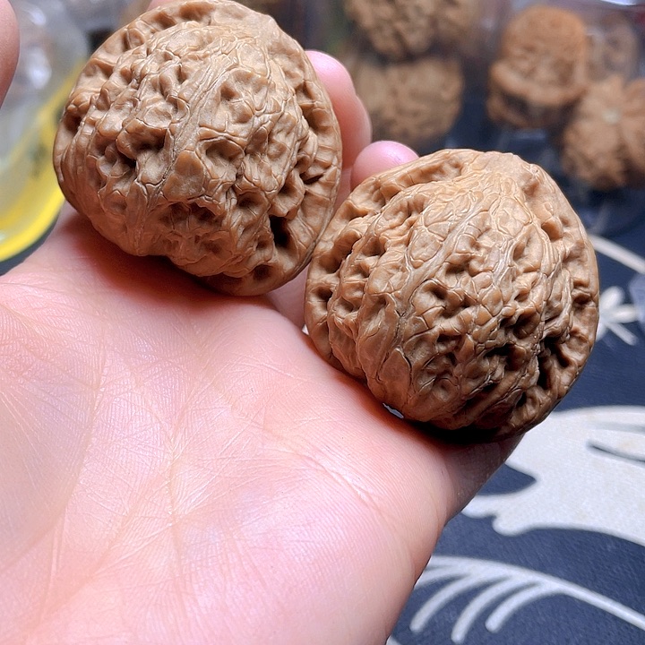 文玩核桃吊坠玄武狮子头