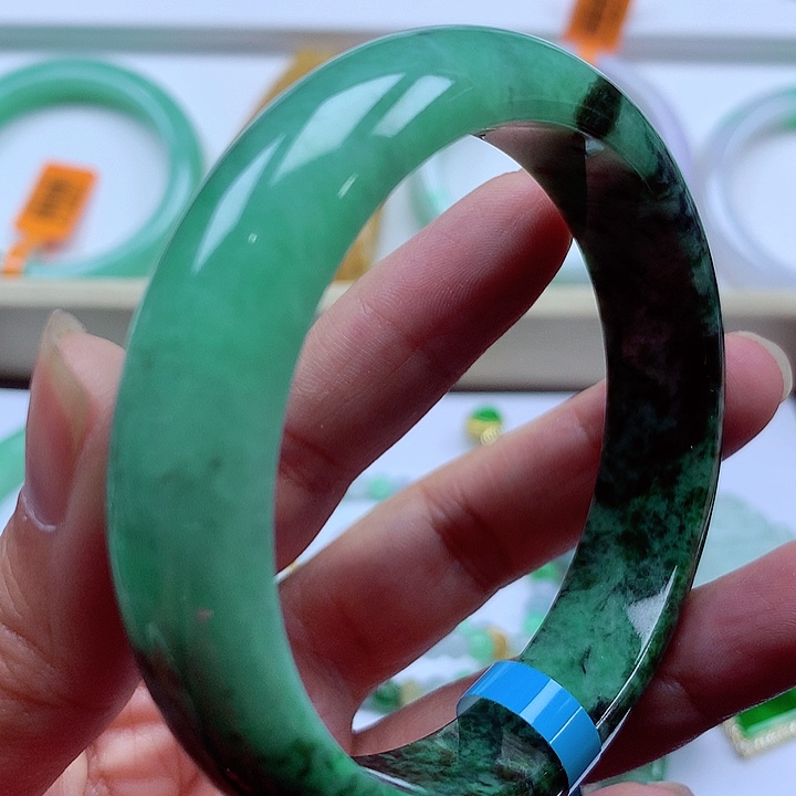 未镶嵌手镯翡翠翡翠