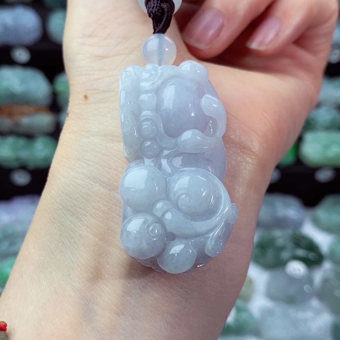 翡翠颈饰未镶嵌天然