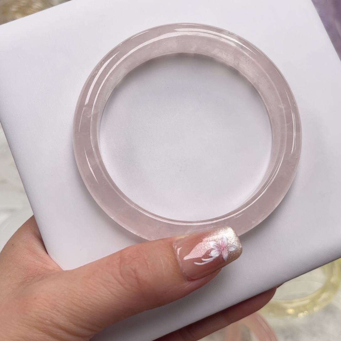 水晶手镯未镶嵌马粉60