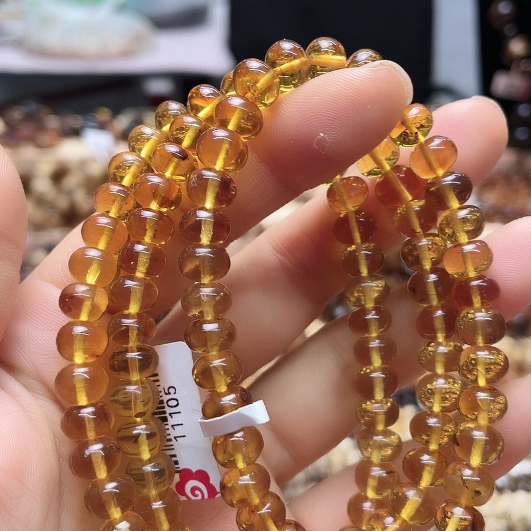 琥珀裸石未镶嵌七11105