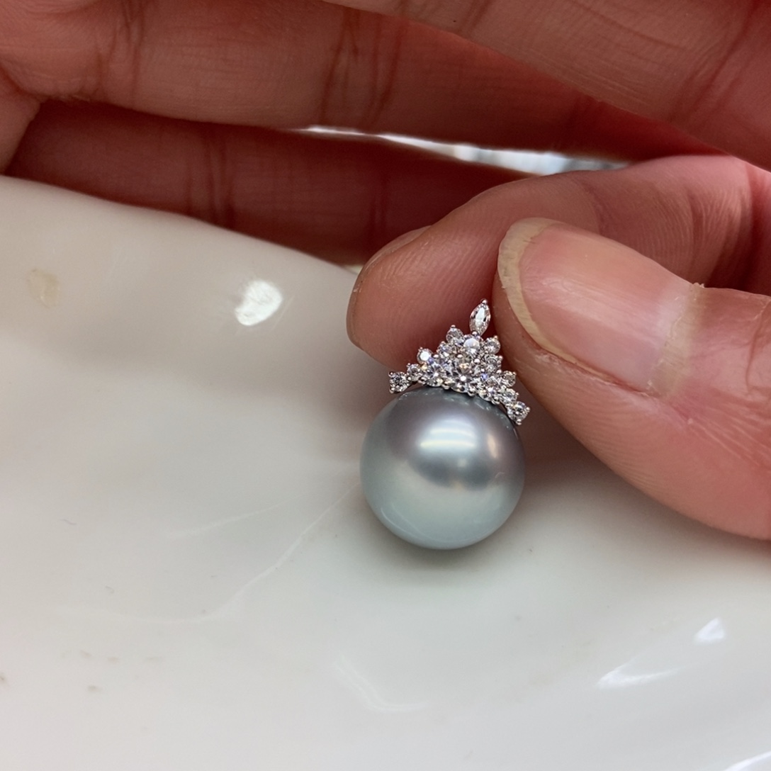 海水珍珠吊坠(不含链)18K金镶嵌