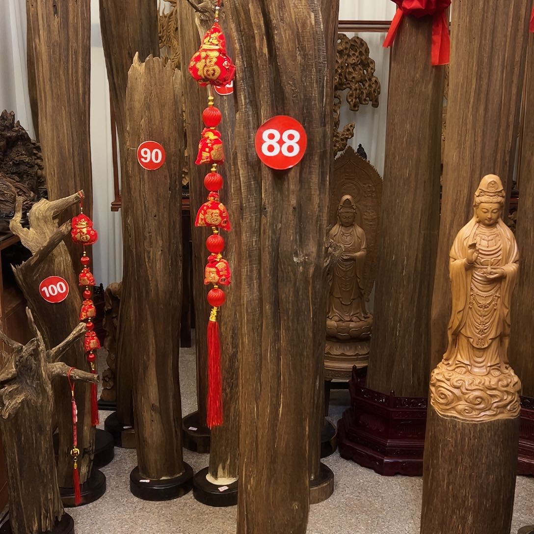 沉香摆件用****1沉香摆件➕底座