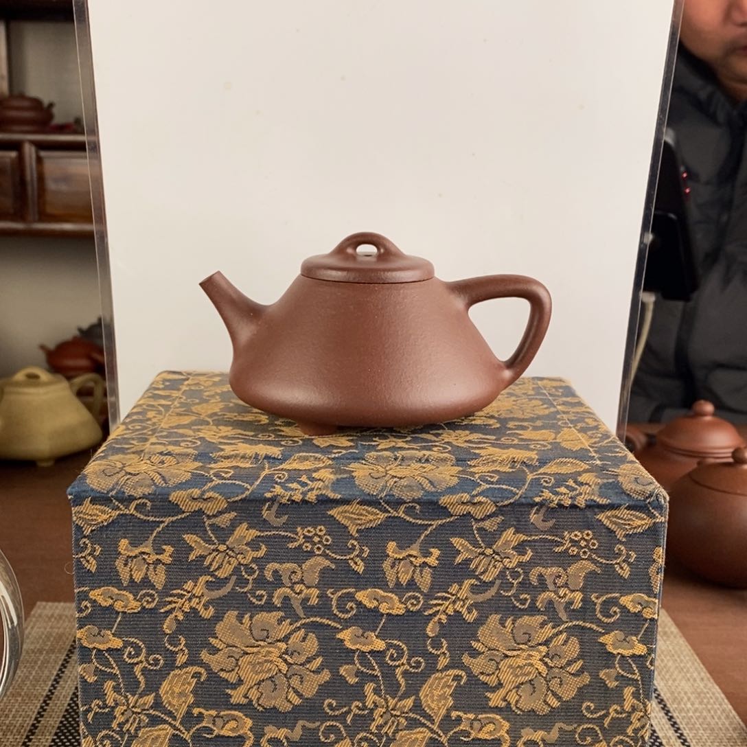 紫砂茶壶牛**三88888888888888888