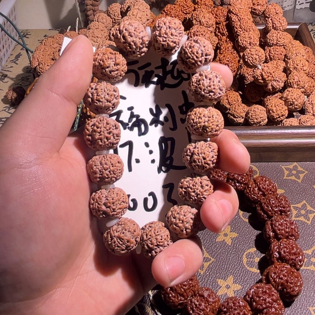 L***。手串金刚菩提大金刚003号福利串