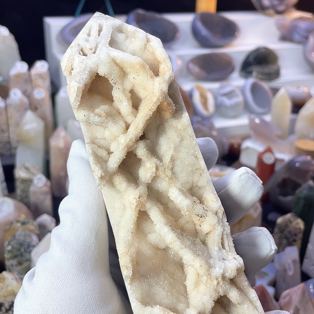 水晶湖北水晶未镶嵌