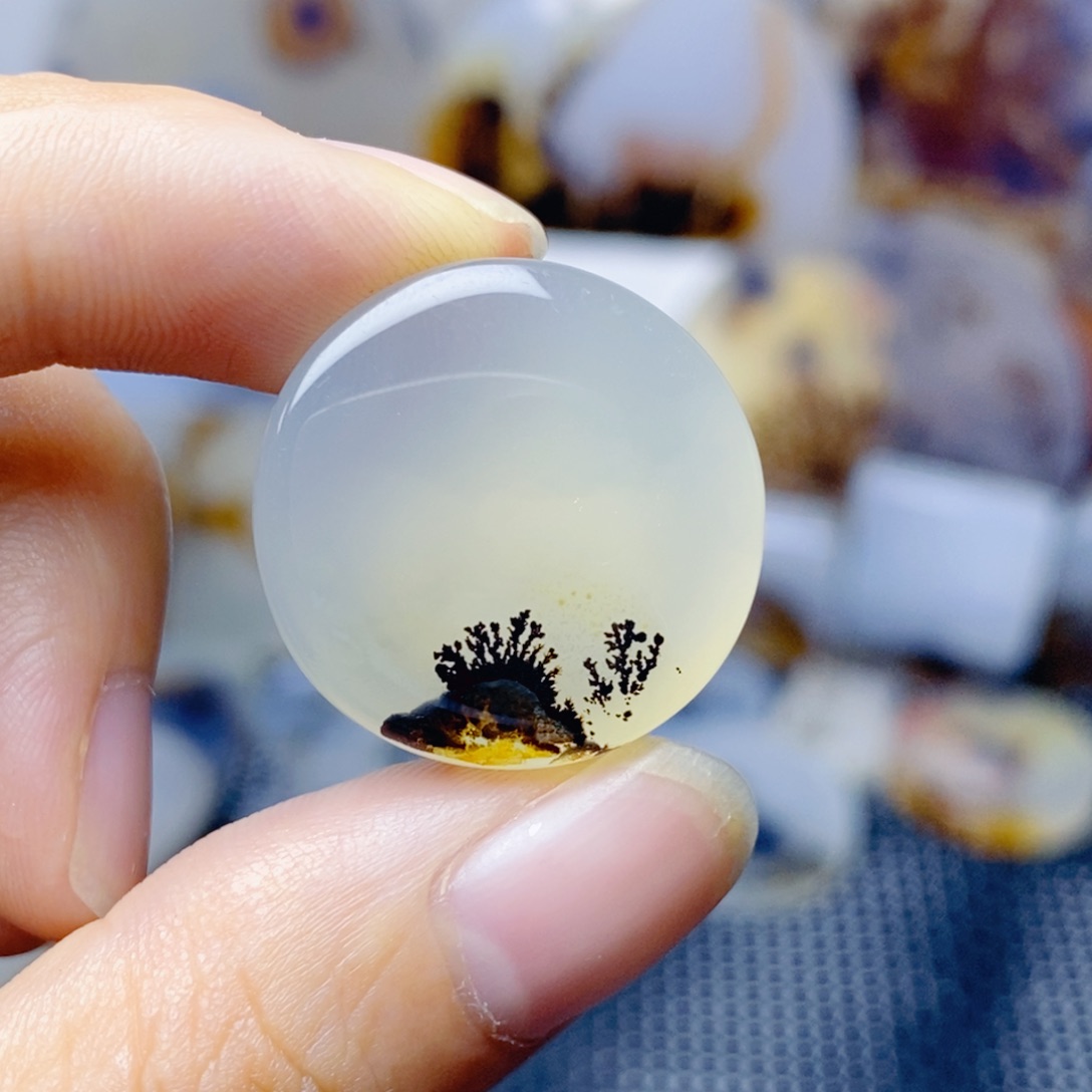 玛瑙/玉髓未镶嵌珠宝奇石