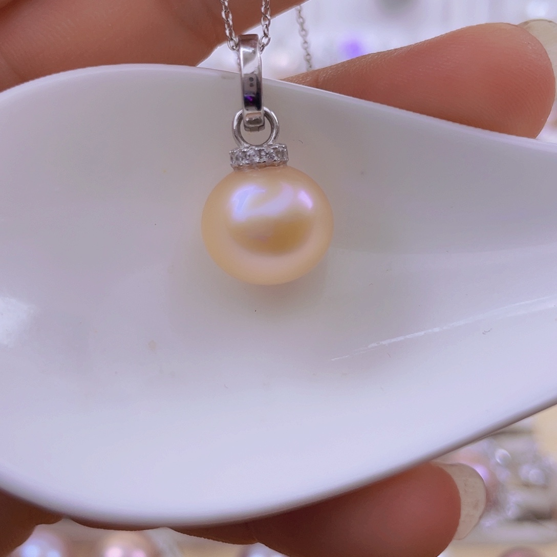 银S925镶嵌淡水珍珠吊坠(赠链)