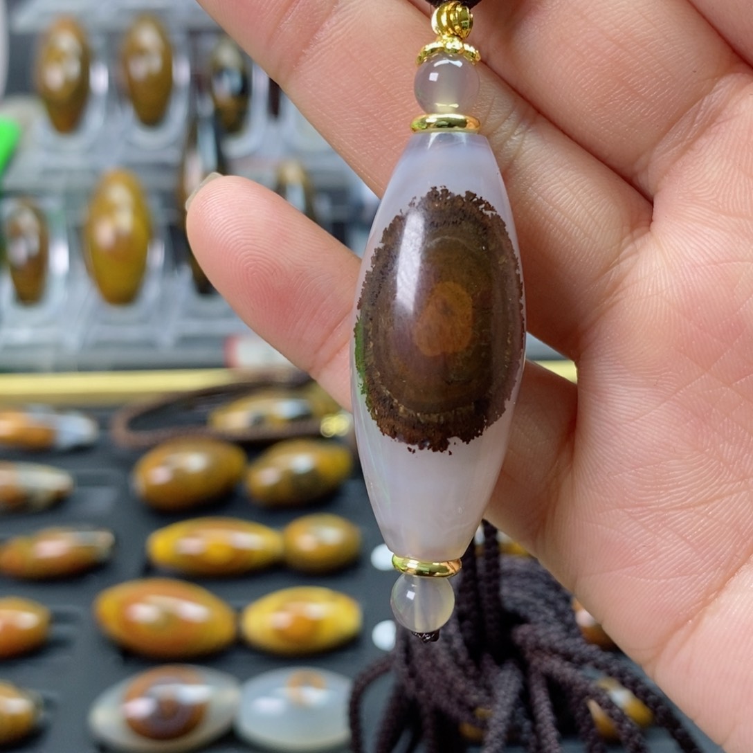 玛瑙/玉髓颈饰合金