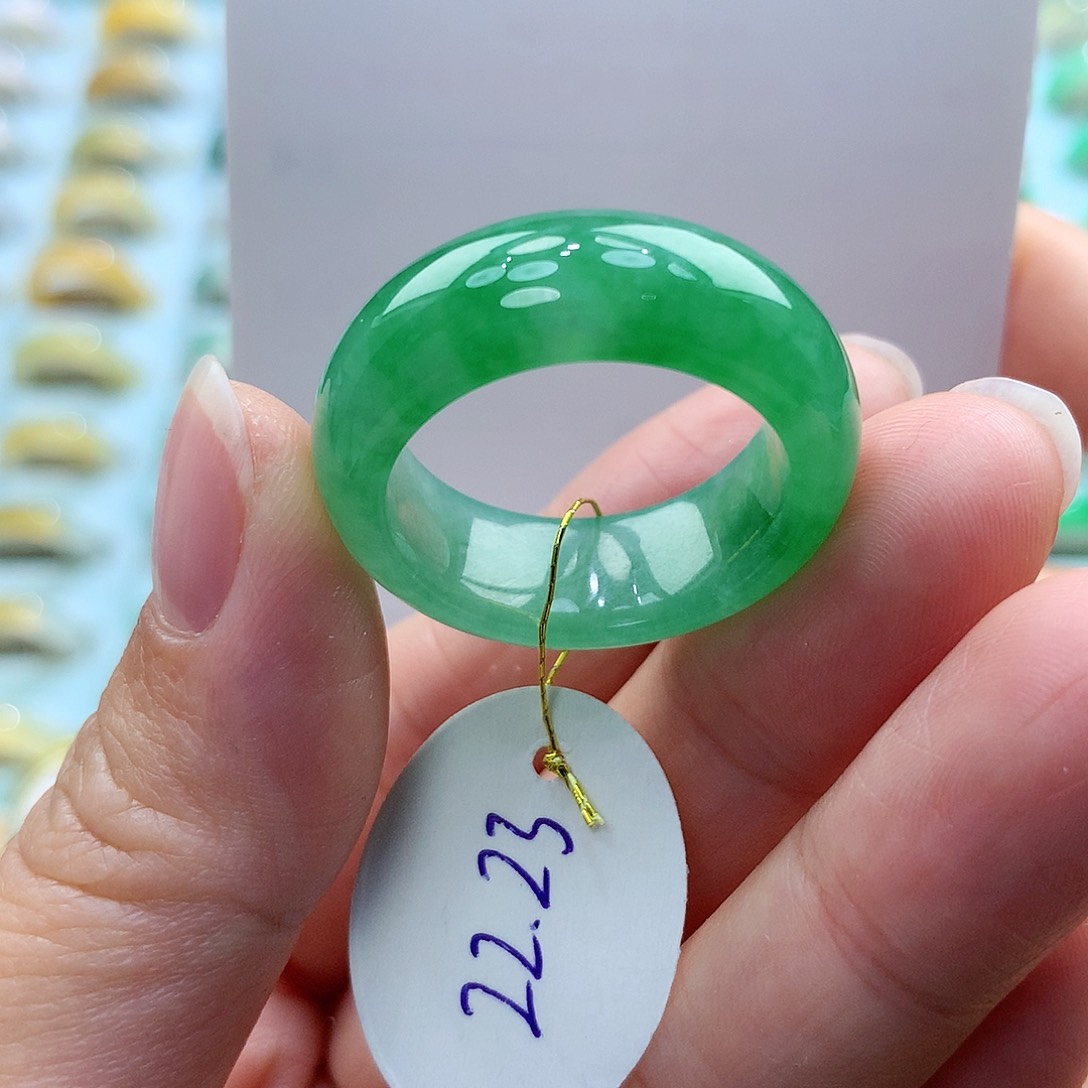 翡翠戒指未镶嵌2223圈