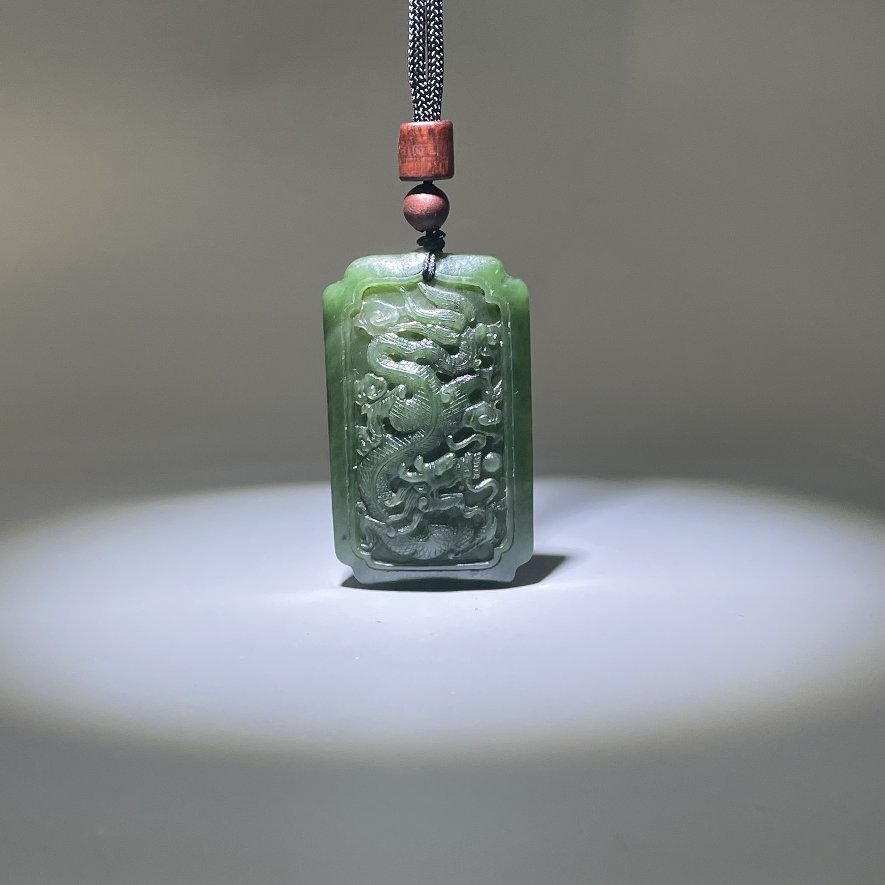 创汇-碧玉祥云神龙挂件2501140037