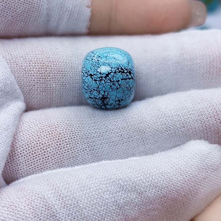 绿松石未镶嵌饰品