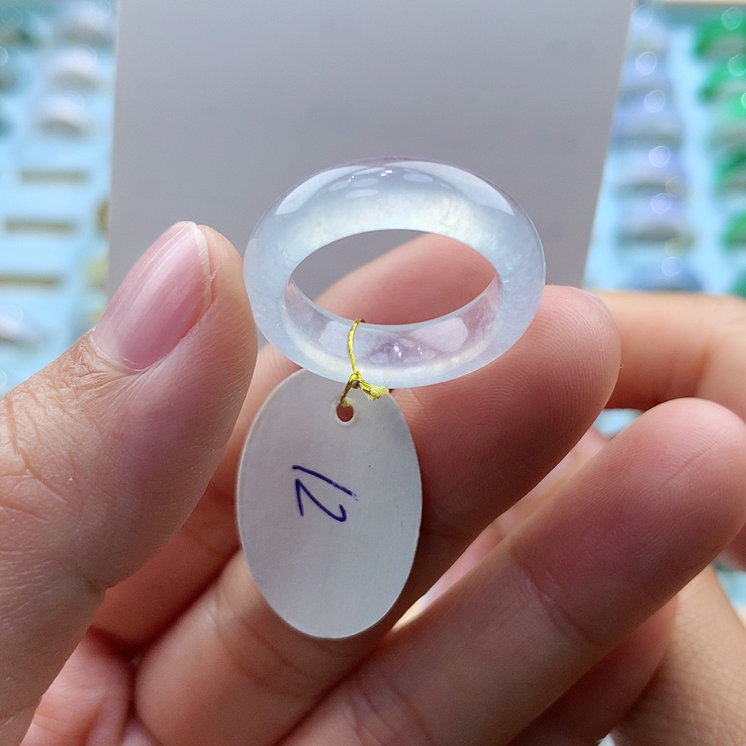 翡翠戒指未镶嵌12圈