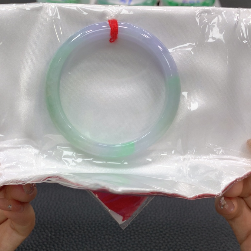 【闪购商品】翡翠手镯未镶嵌爱***翡翠