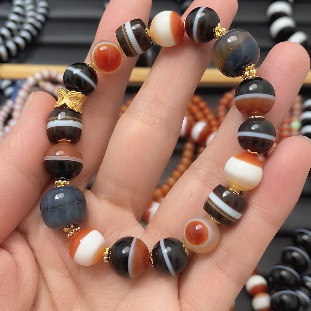 玛瑙/玉髓玛瑙手串未镶嵌