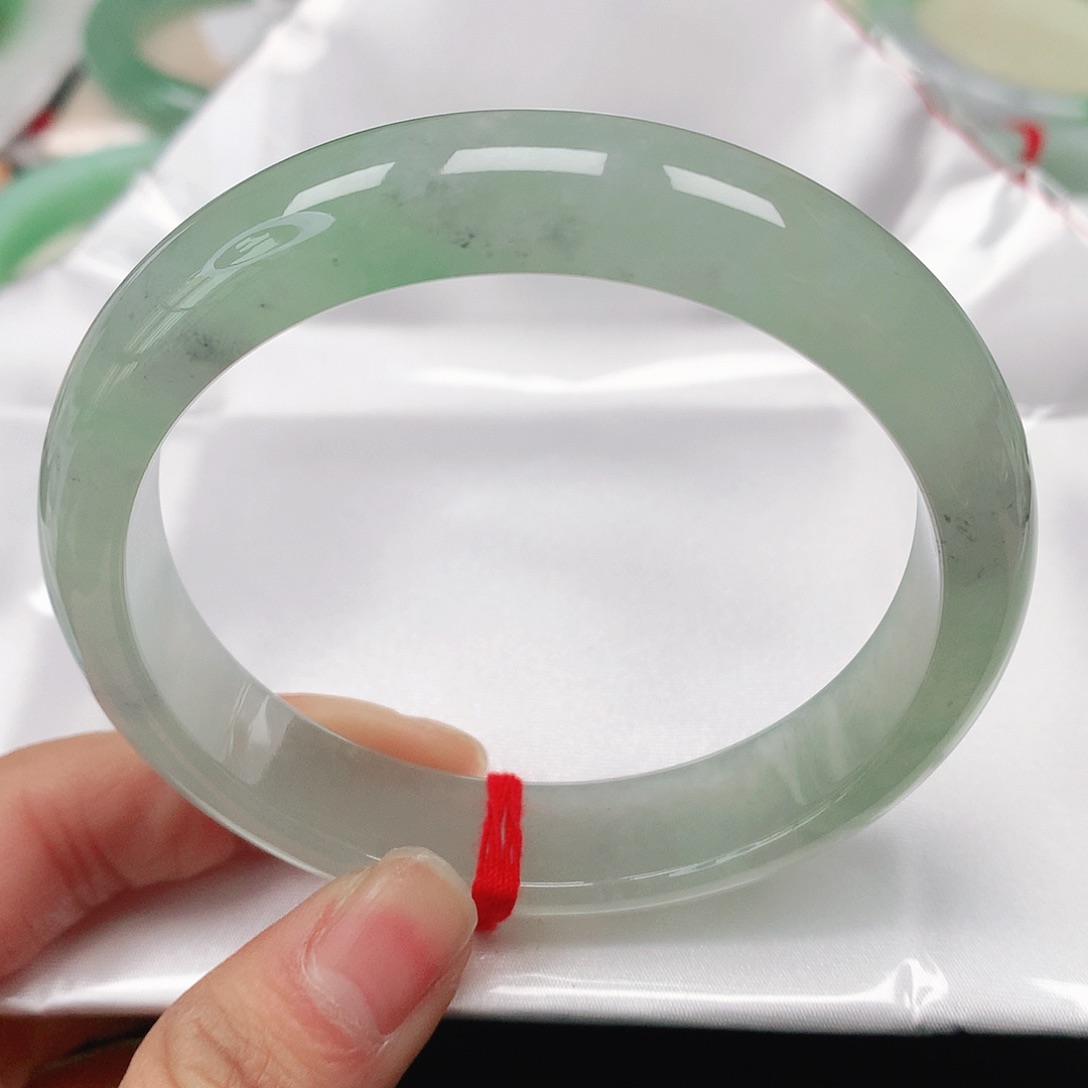 翡翠手镯未镶嵌天然翡翠手镯58