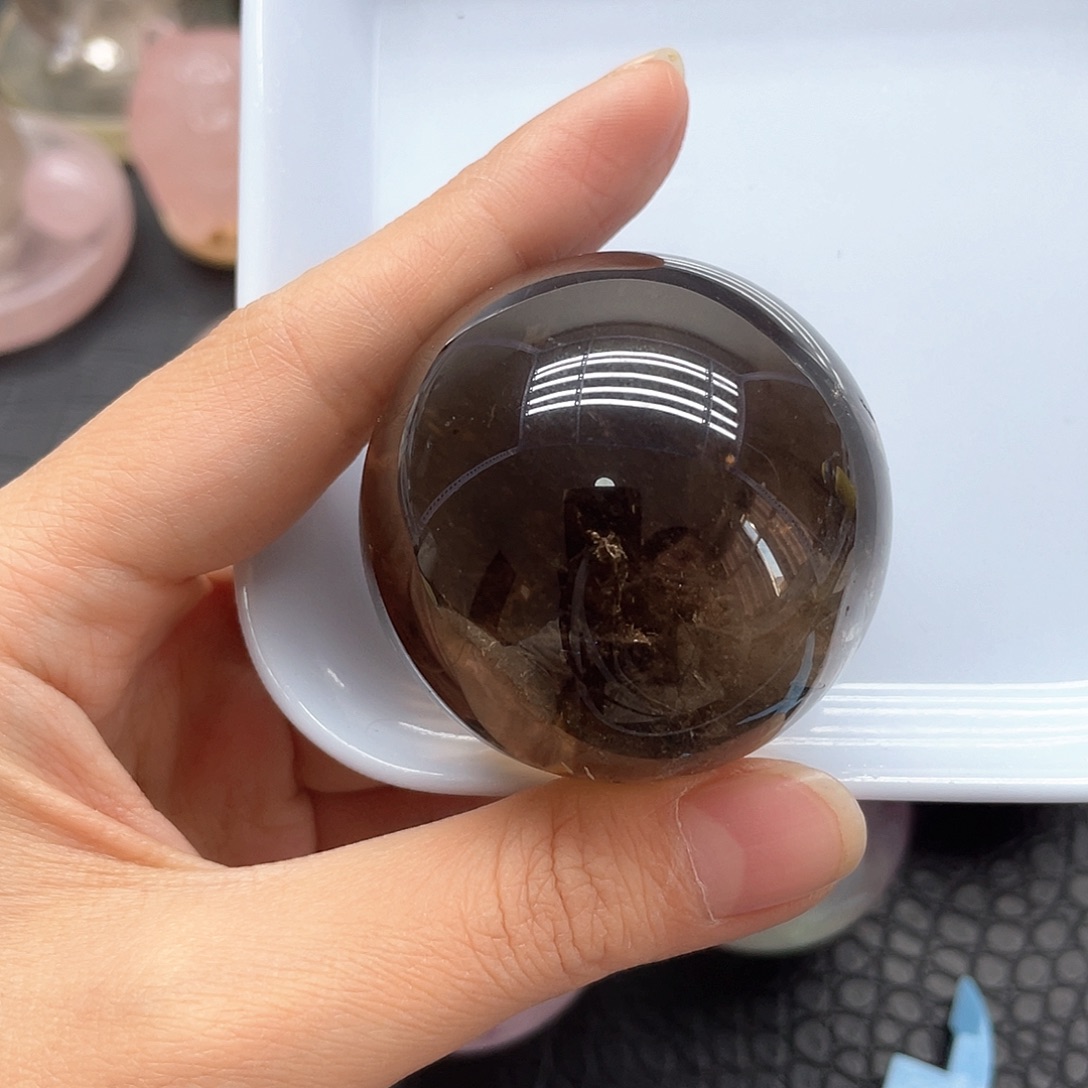 Q****珠宝半成品水晶未镶嵌