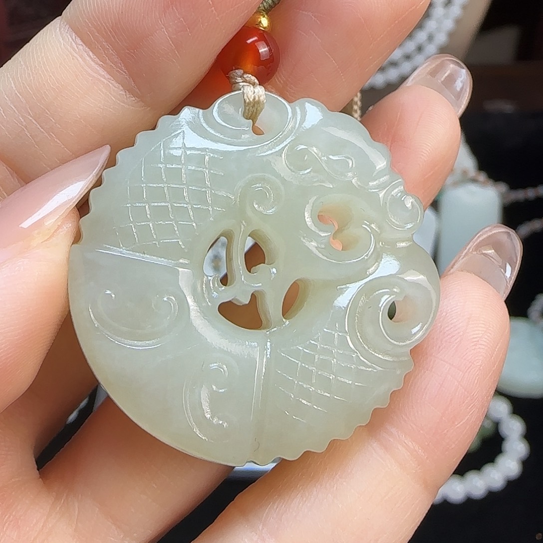 和田玉未镶嵌颈饰定制发货